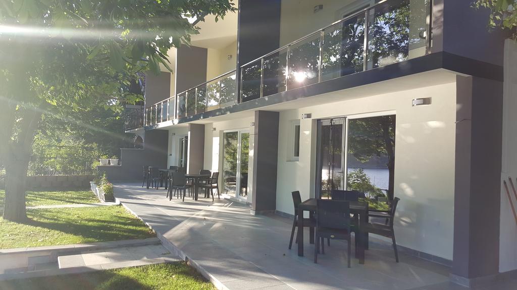 Villa Tikvesh Lake Kavadarci Exterior photo